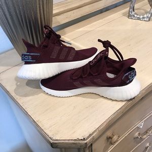 Adidas cloud foam running shoes